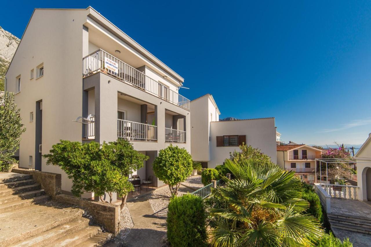 Apartments By The Sea Brist, Makarska - 11078 Dış mekan fotoğraf