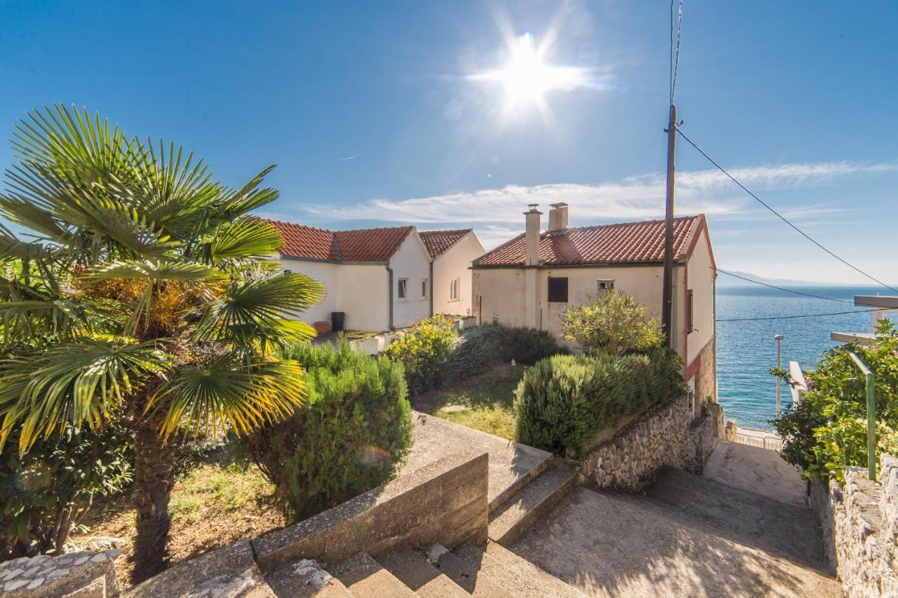Apartments By The Sea Brist, Makarska - 11078 Dış mekan fotoğraf