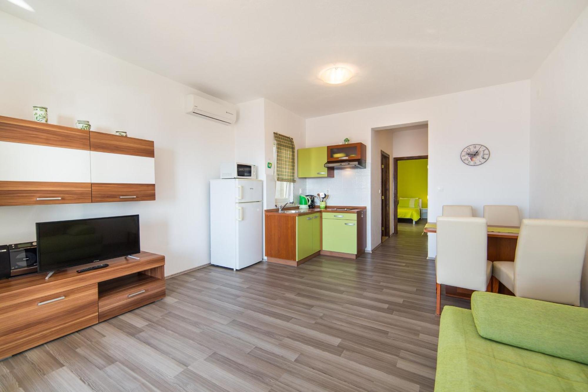 Apartments By The Sea Brist, Makarska - 11078 Oda fotoğraf